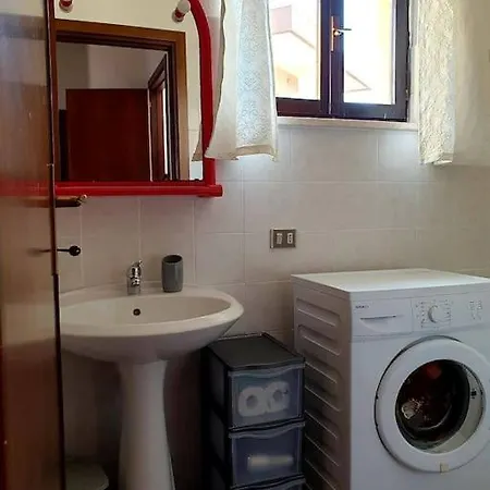 Appartamento Seduti Di Fronte Al Mare *