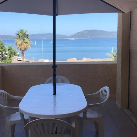 Seduti Di Fronte Al Mare * Alghero